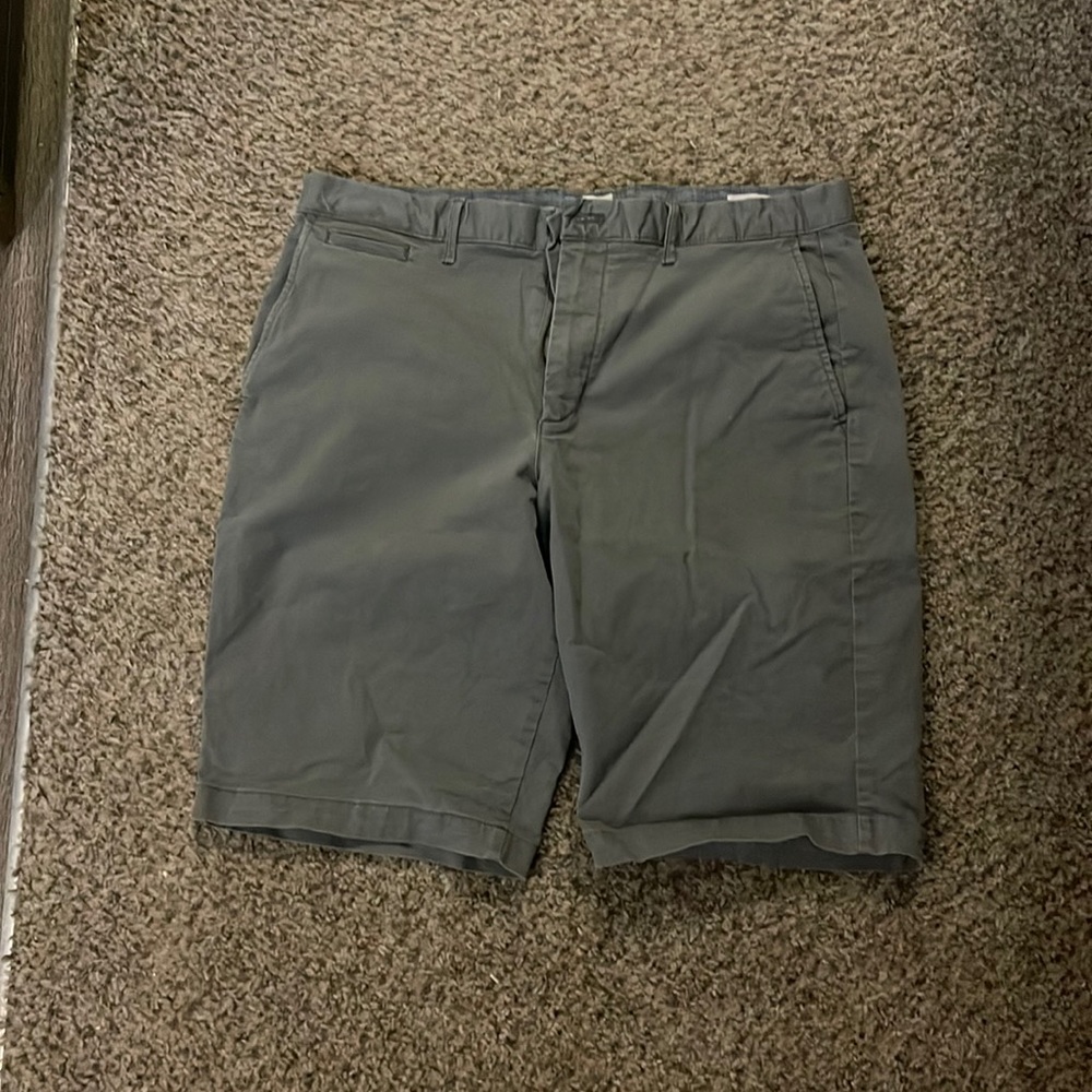 Gap shorts